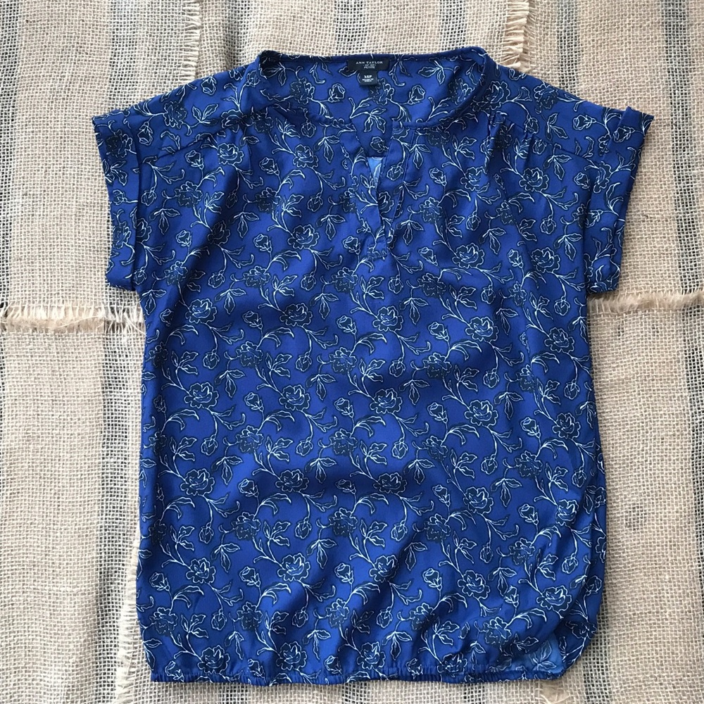 Ann Taylor Petites Printed Blouse