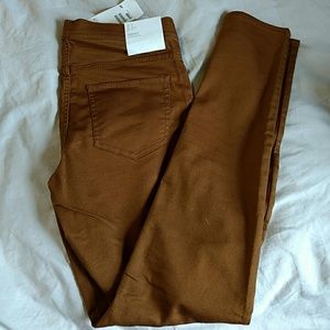 H&M super stretch khaki, size 10- NWT