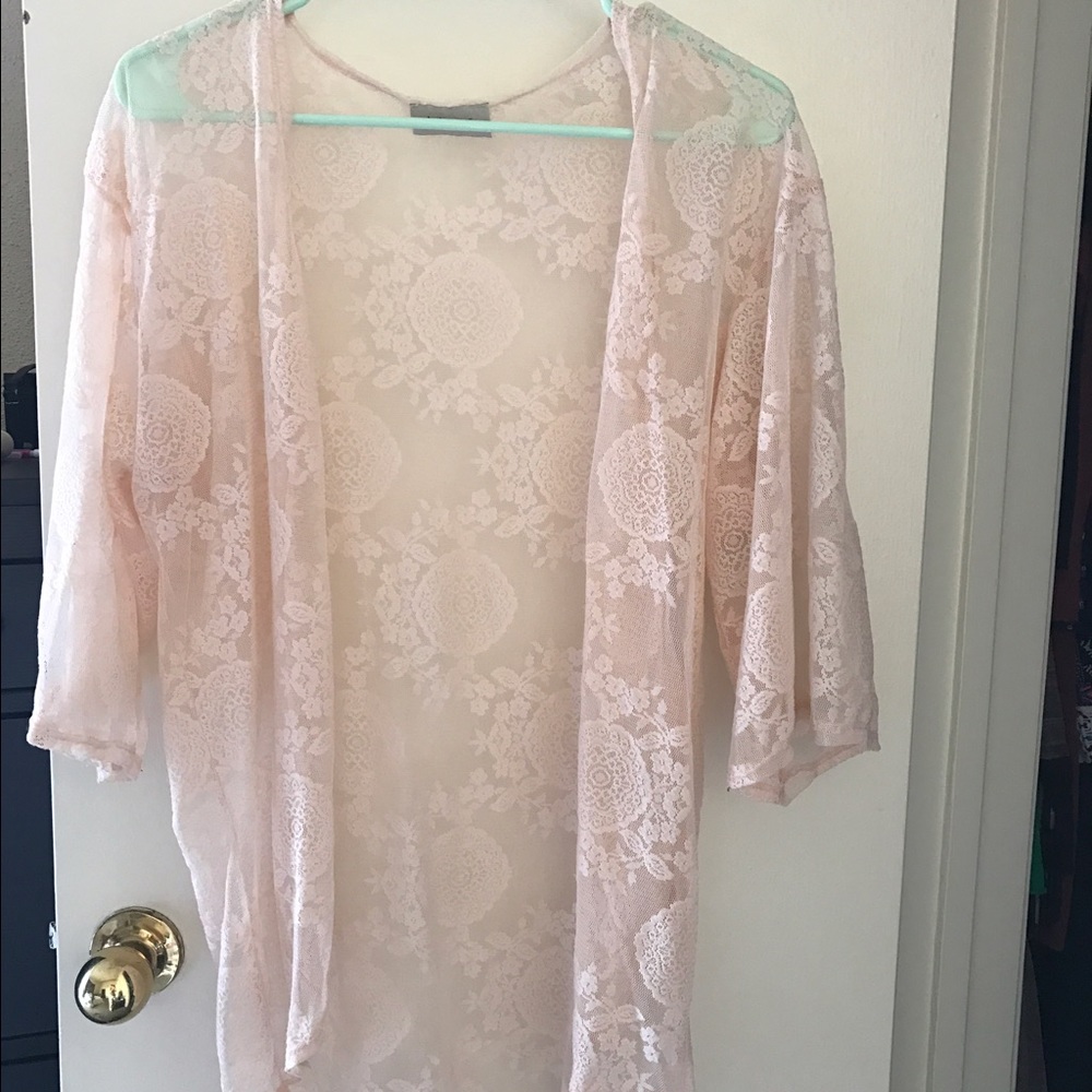 Adorable lace kimono