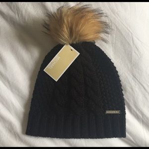 Michael Kors BLK Cable Knit Hat w/ Faux Fur Pompom