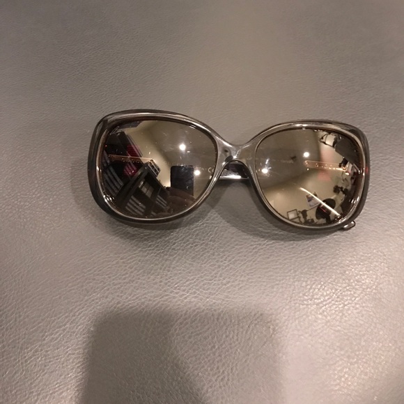 Gucci sunglasses main image 4