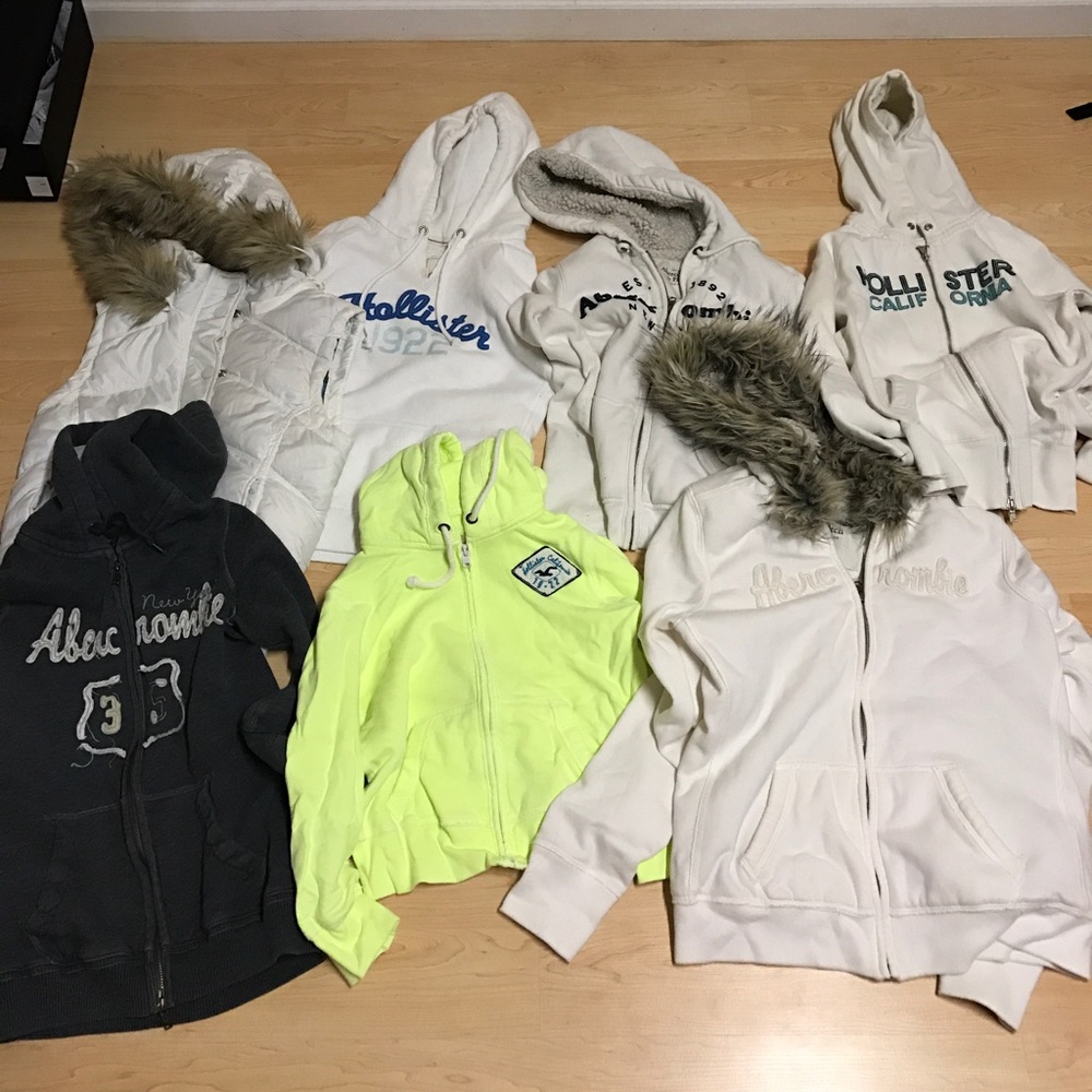 Multiple hoodies for 1 price