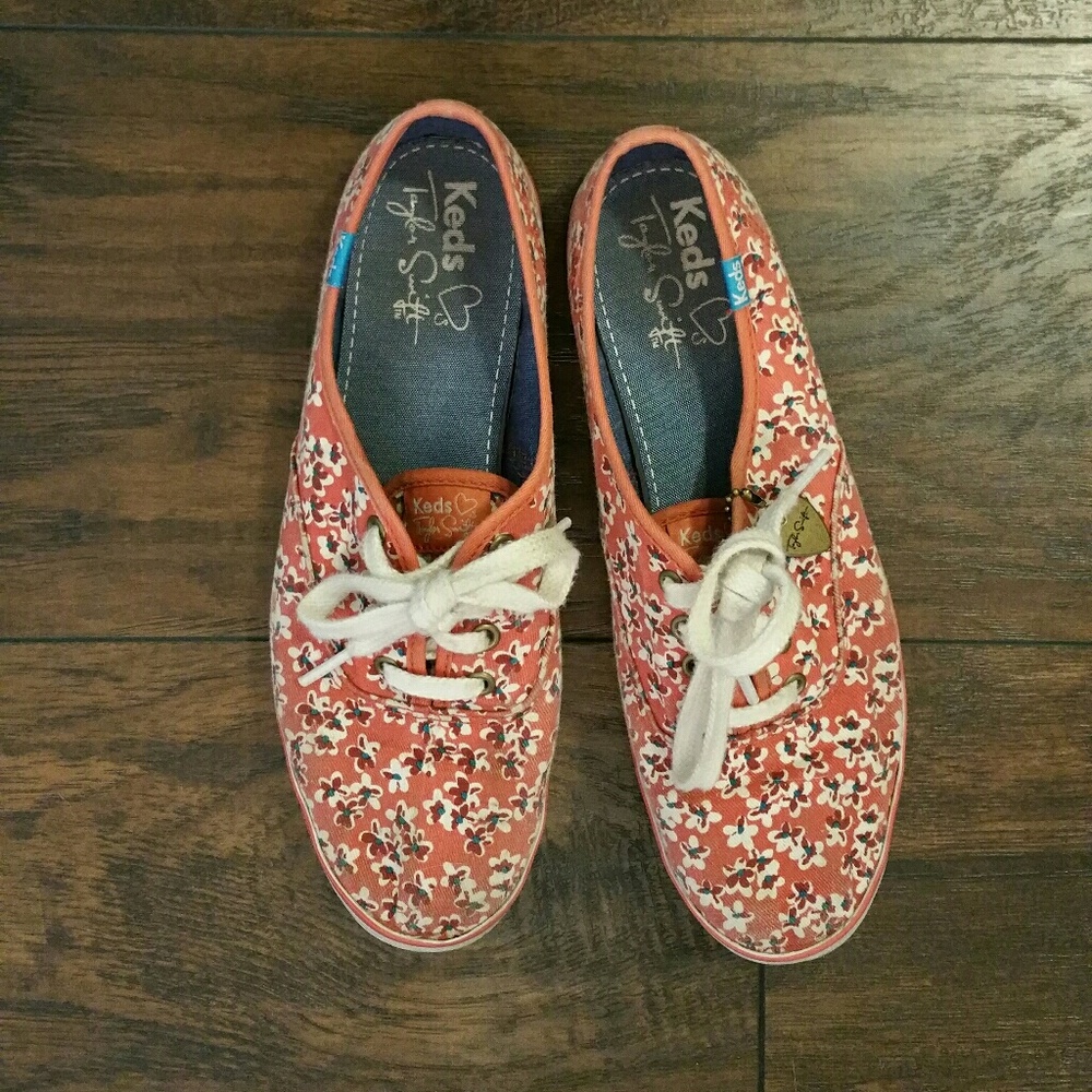 EUC Taylor Swift Keds