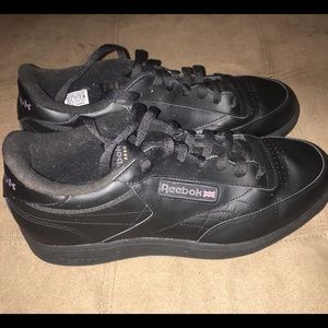 Men's Black Reebook classics sz 10