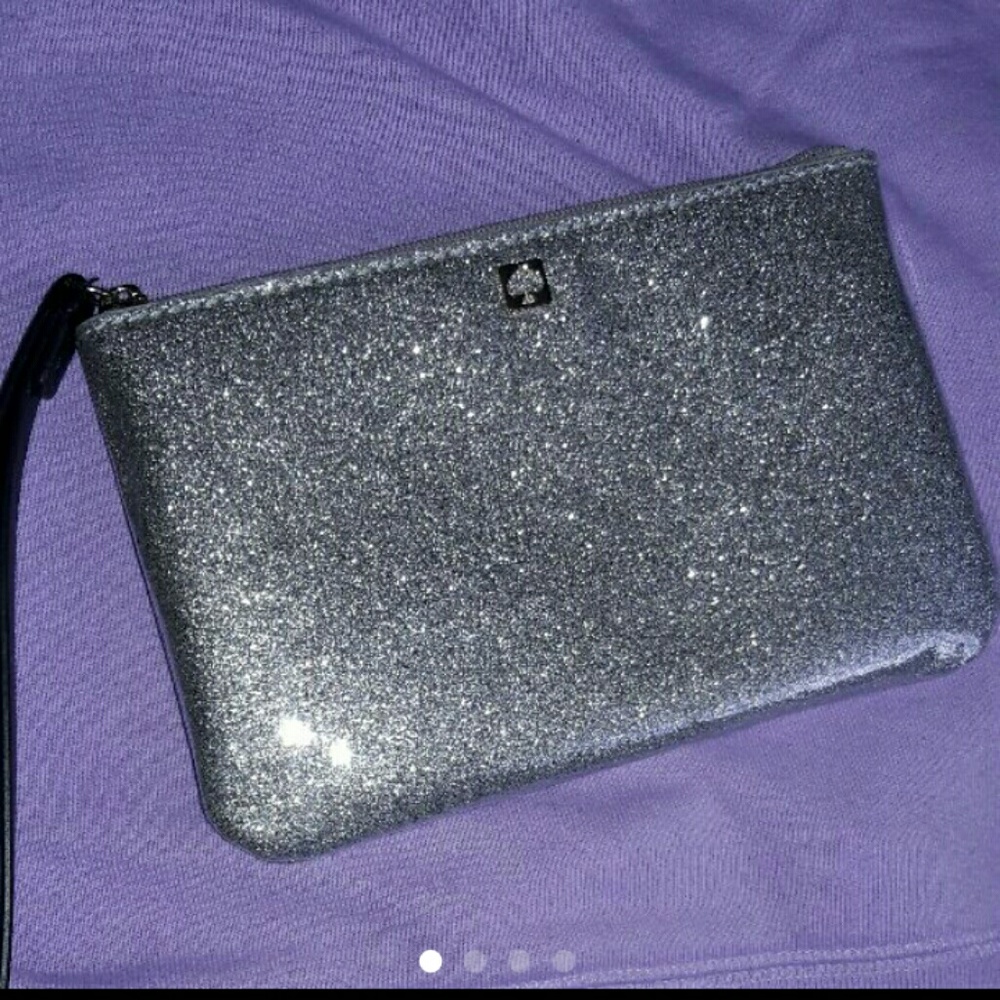 Kate Spade Wristlet 🍦SOLD