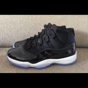 Air Jordan retro 11 "space jams"