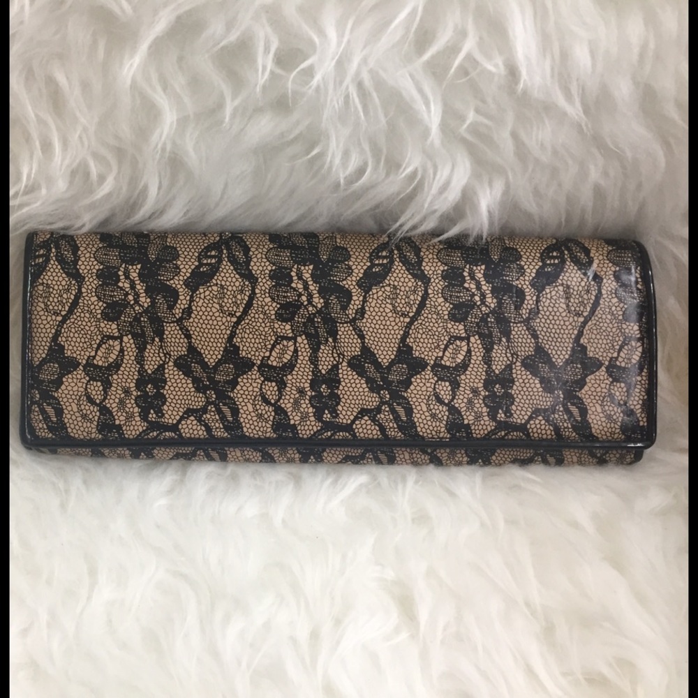 Aldo Clutch