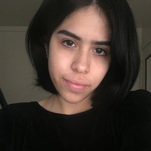 Meet your Posher, Stephany