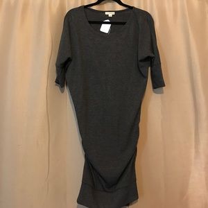 /Zenana Outfitters/ Ruched scoop neck top