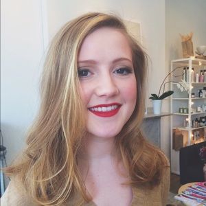 Meet your Posher, Amelia