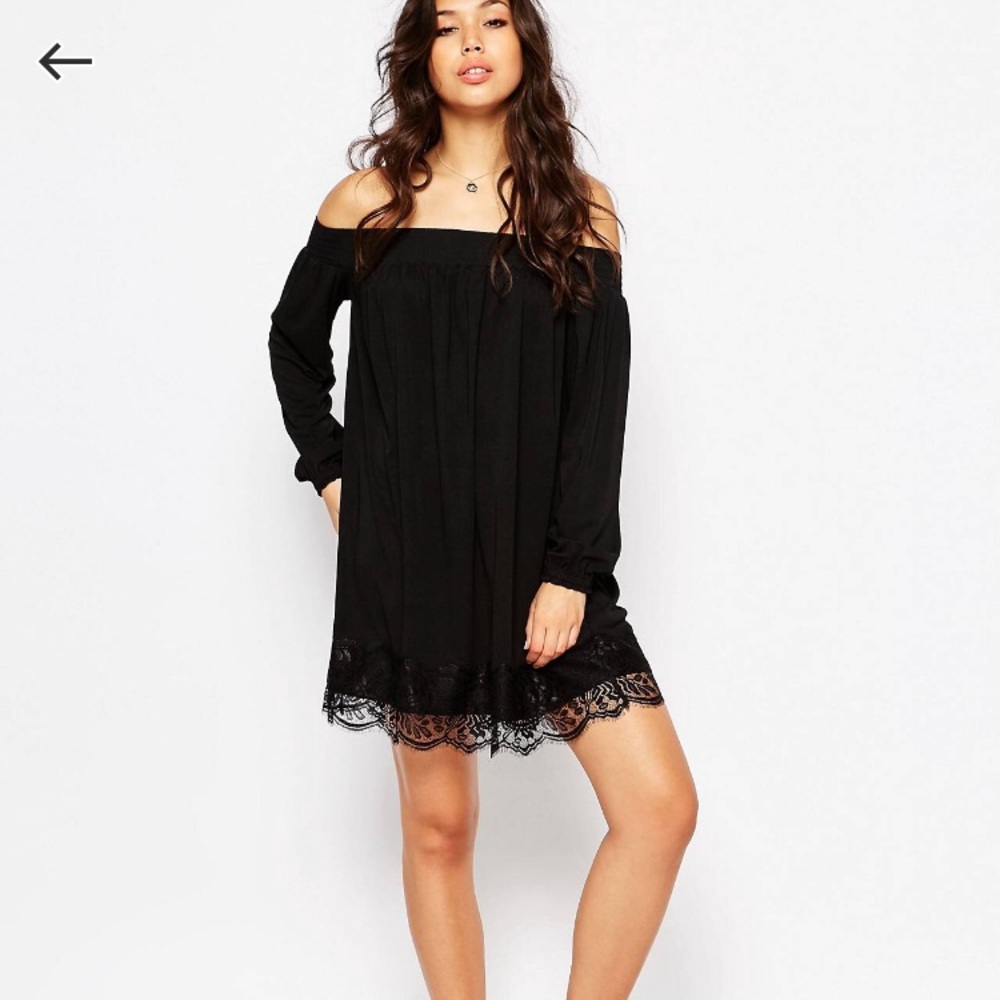 NWT ASOS off shoulder dress 👗