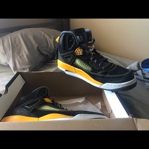 Jordan spizikes size12 men