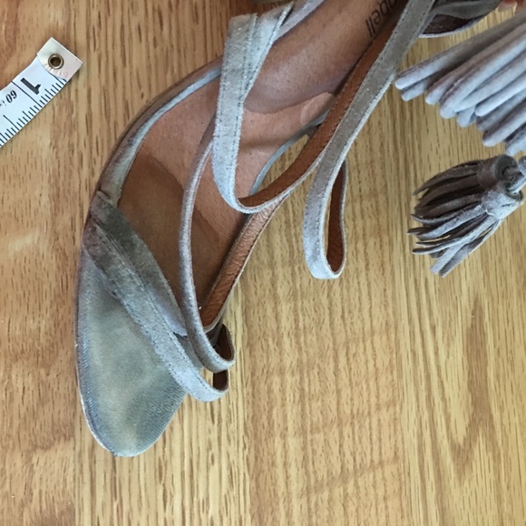 SOLDJeffrey Campbell Despina Heel - Picture 4 of 5