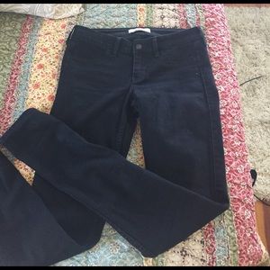 Hollister black skinny jeans
