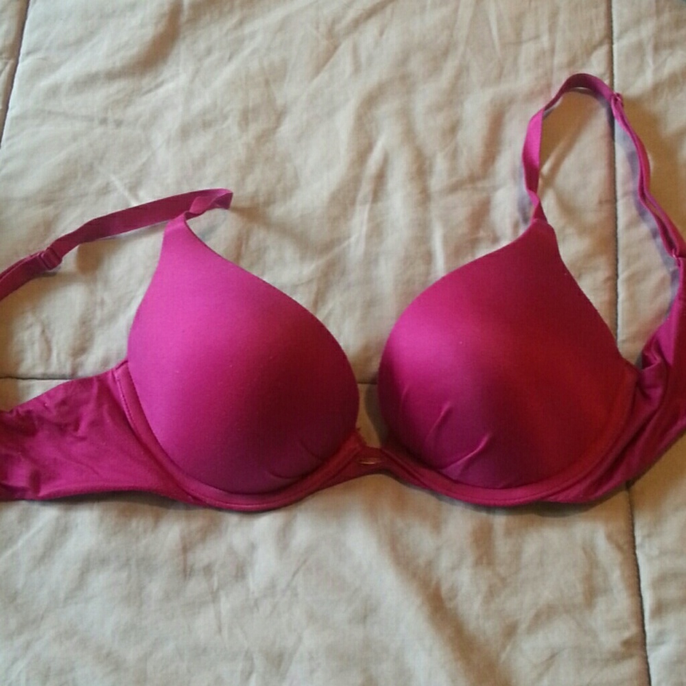 Victoria's secret fabulous bra