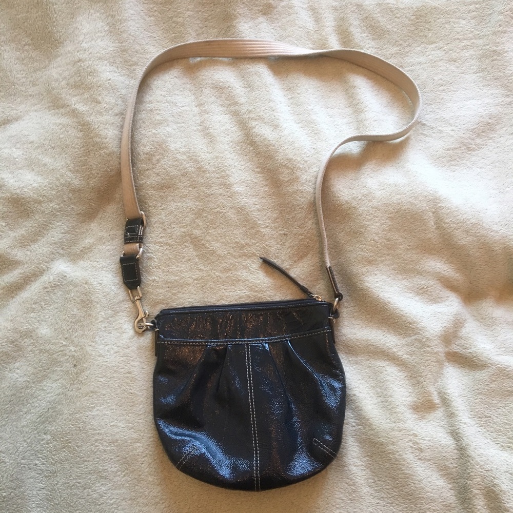 Vintage Navy PU Bag