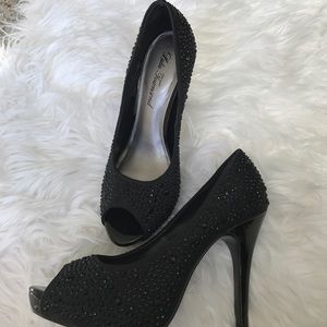 Lulu Townsend black heels