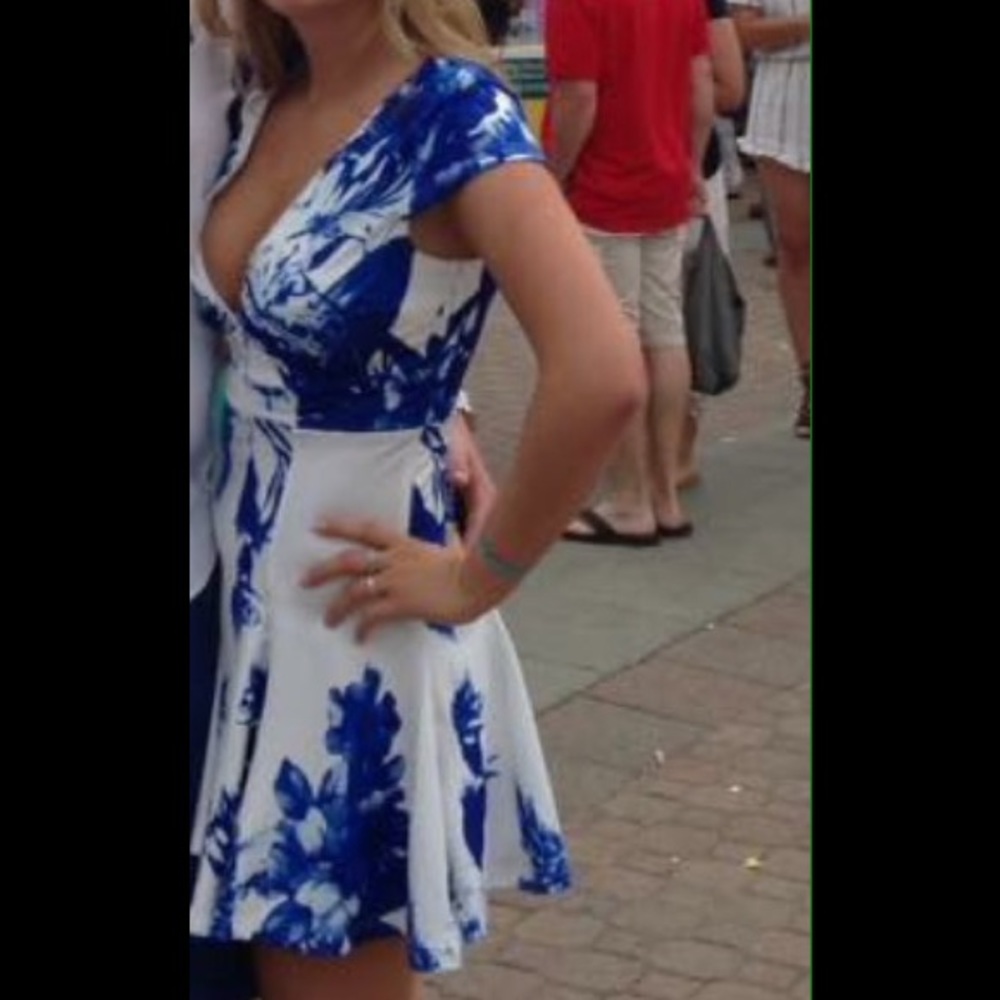 BRAND NEW BLUE WHITE DRESS
