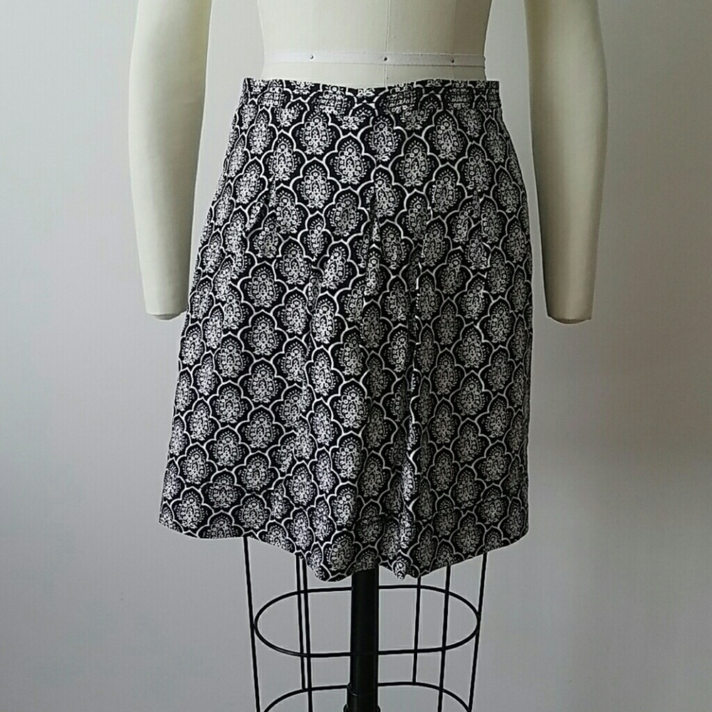 NWOT LOFT linen skirt
