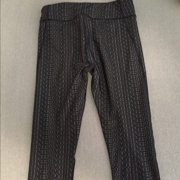 Nike crop leggings - Picture 2 of 5