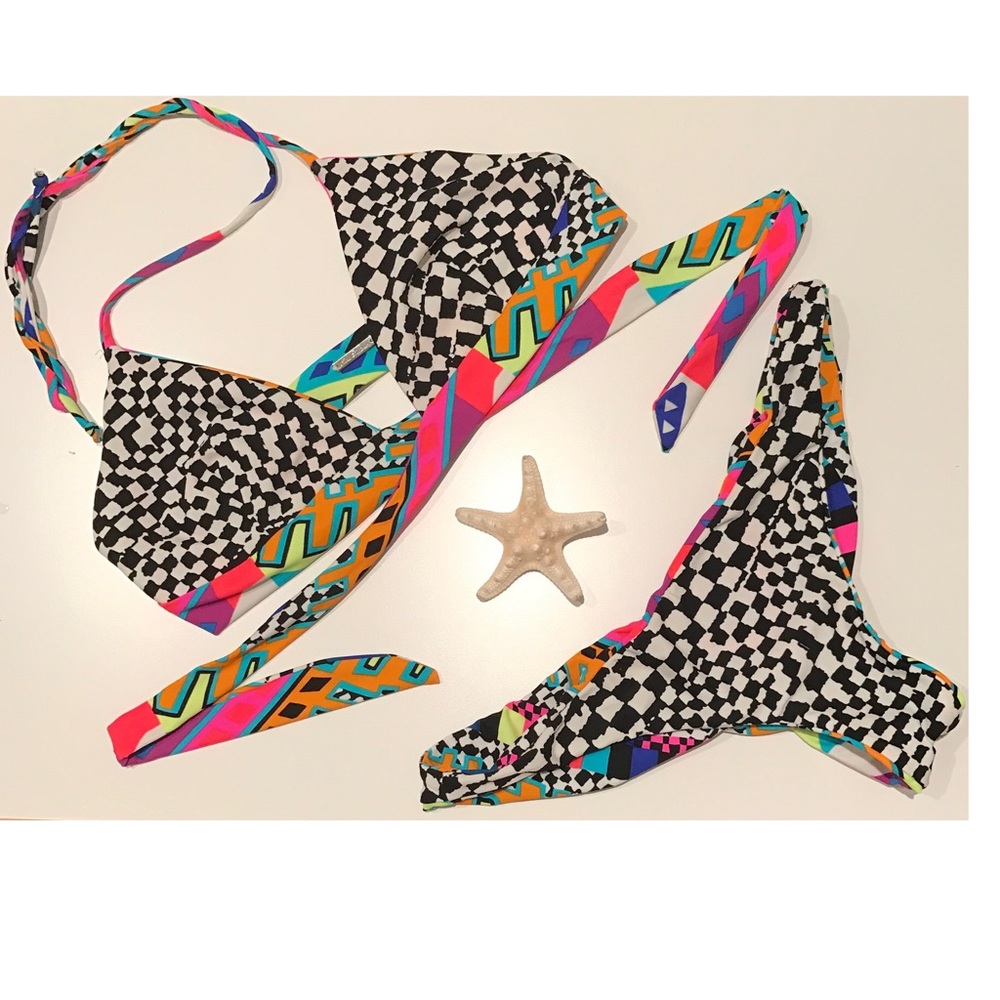 🔴SOLD🔴Mara Hoffman bikini set ***Reversible*** - Picture 2 of 5