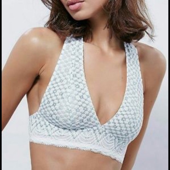 Free People "LAST 1 ❤💐 "  lace halter bra 💐 - Picture 3 of 3