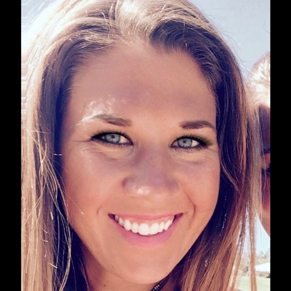 Meet your Posher, Joelle - Picture 1 of 1