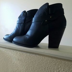 XOXO Ankle Boots