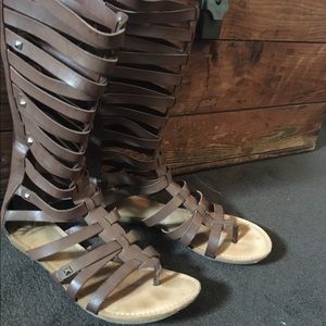 Calf-High Aviator Sandals (size 11)
