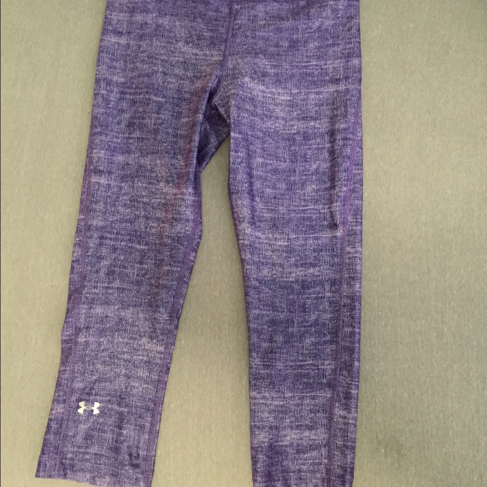 Under Armour crop leggings