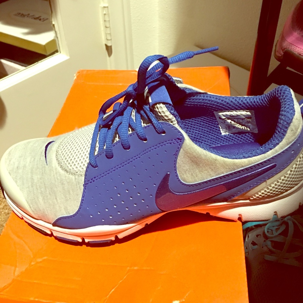 Women's NIKE IN -SEASON TR