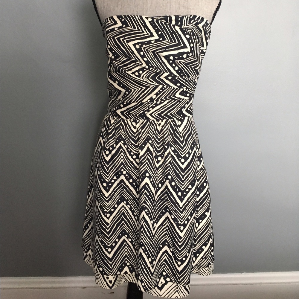 Strapless Black and White Patterned Dress