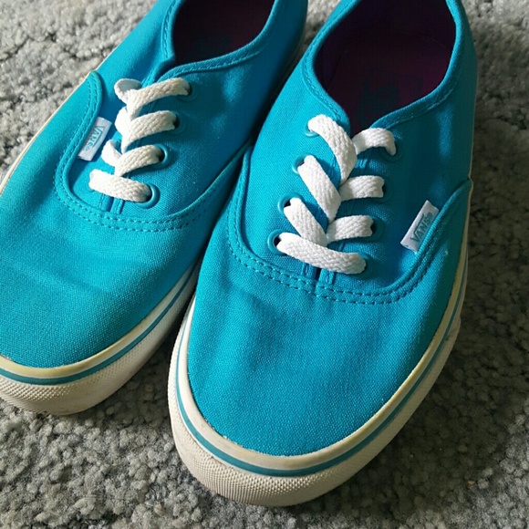 Blue vans - Picture 2 of 3