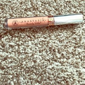 ABH liquid lipstick in naked