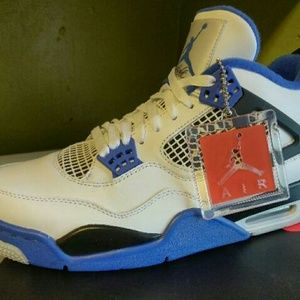 Jordan 4 Motorsport