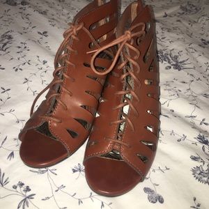 brown material girl wedges
