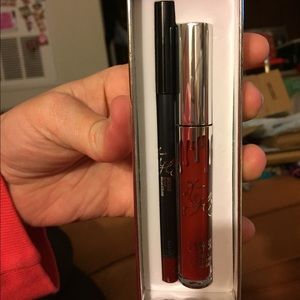 Kylie Cosmetics Holiday Edition Lip Kit in Merry
