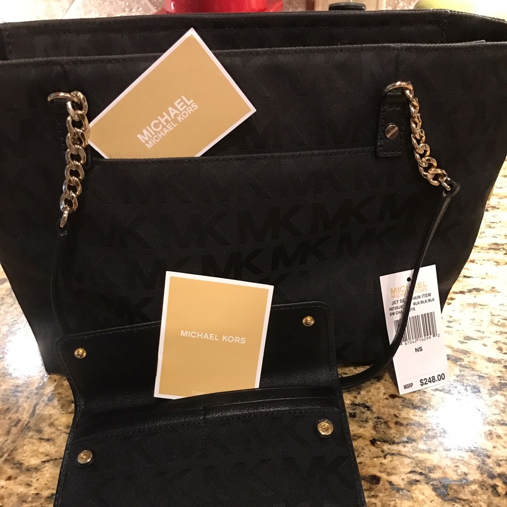 💥💥💥MICHAEL KORS JET SET TOTE💥💥💥