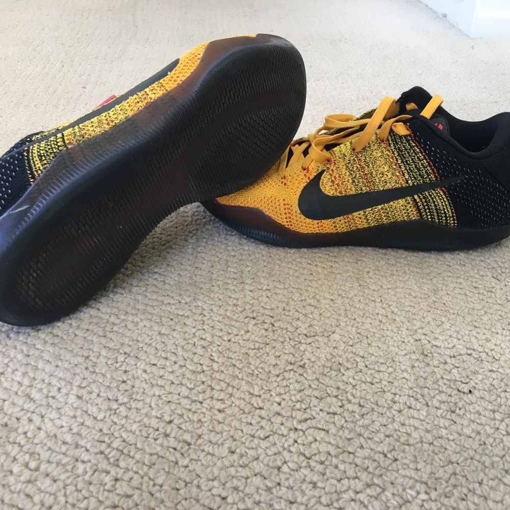 Nike zoom Kobe- Bruce Lee-10.5