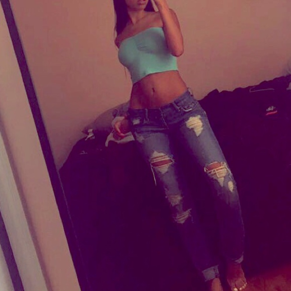Ripped Jeans - Straight Cut