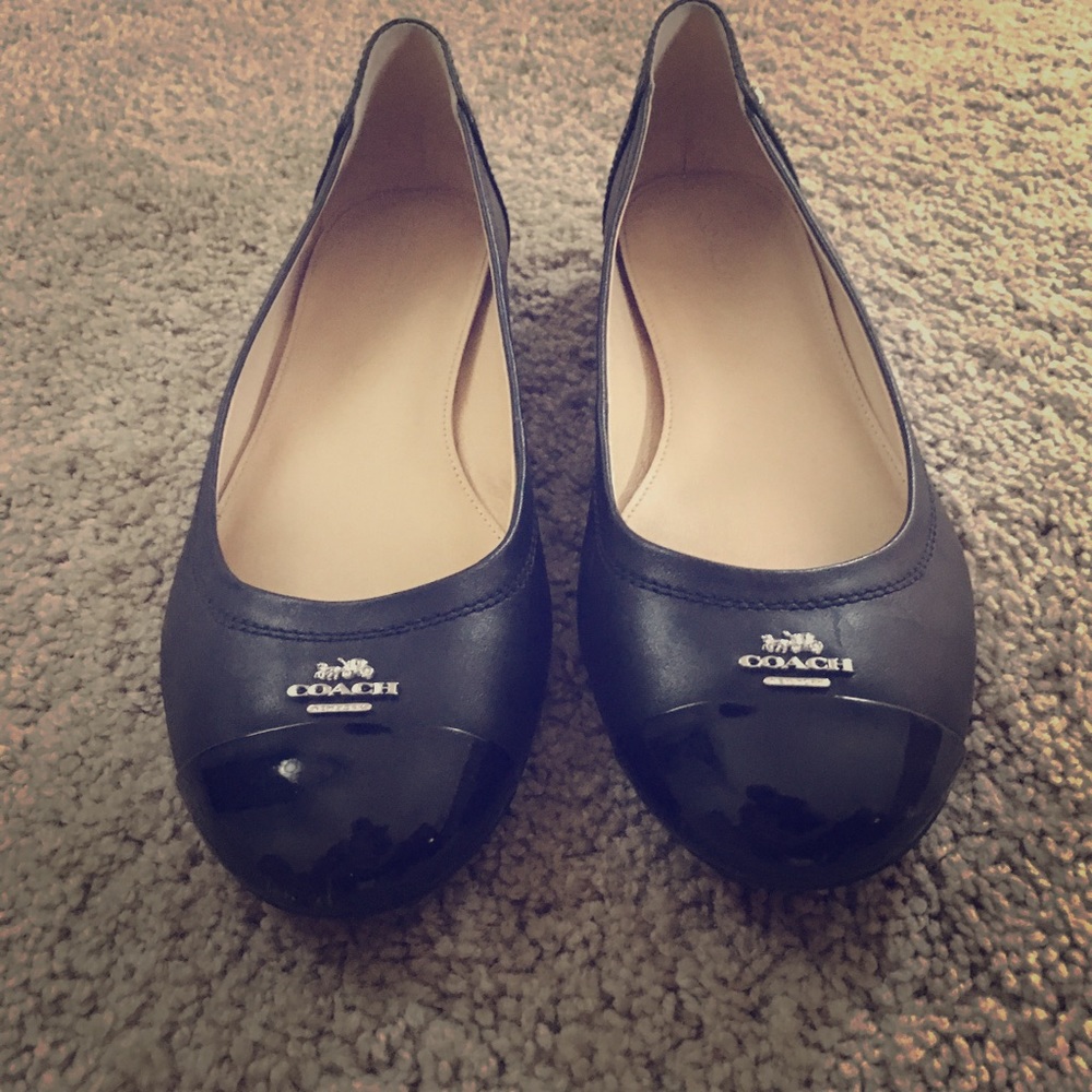 Coach flats