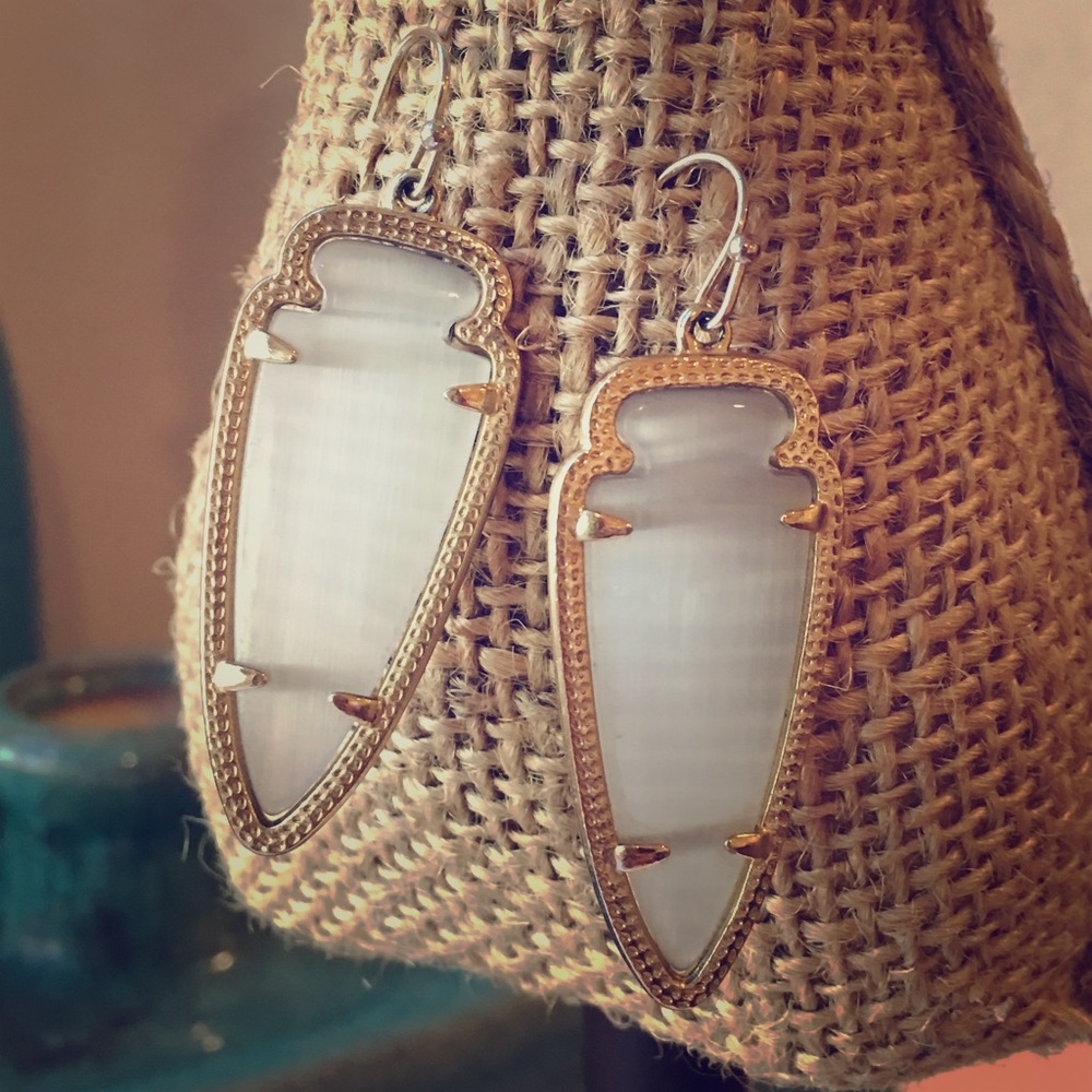 Kendra Scott Skylar earrings in Slate with gold