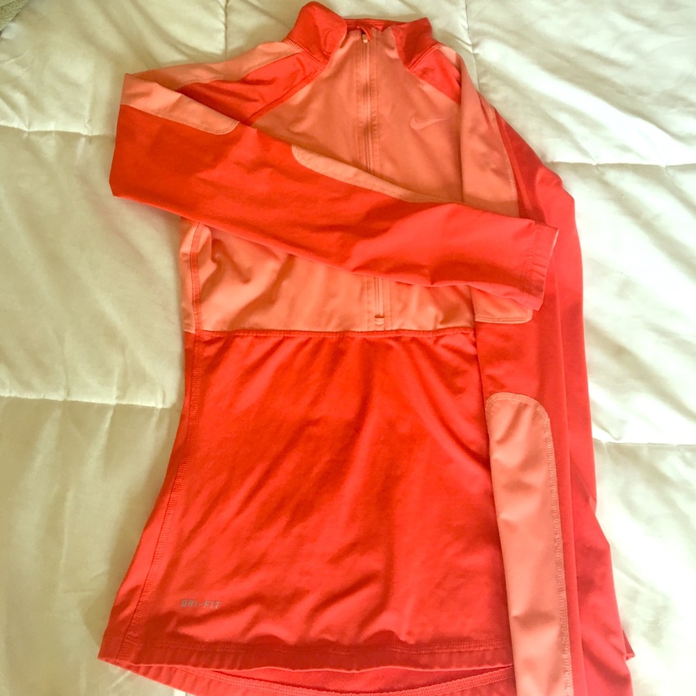 Nike Pro dri-fit pullover