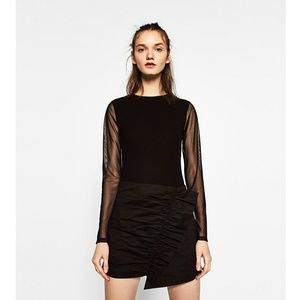 NWT sz Large Zara black mini skirt with frill