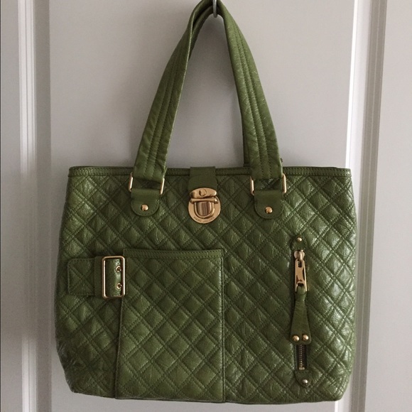 Marc Jacobs Handbags - Marc Jacobs Quilted Moss Green Patent Leather Tote Marc Jacobs Handbags - Marc Jacobs Quilted Moss Green Patent Leather Tote