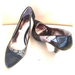Black Gold/Silver Textured Aldo Heels Size 37