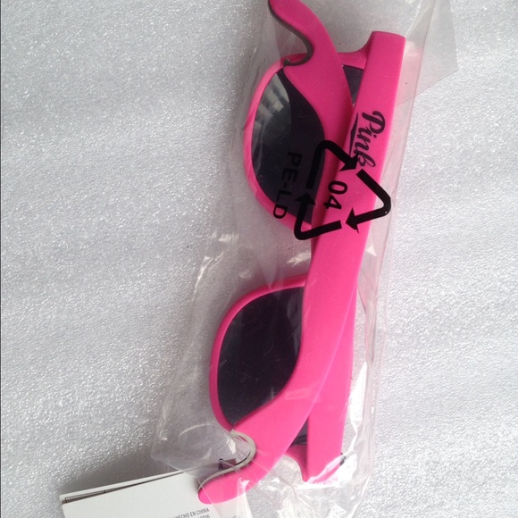 •SOLD• PINK Bottle opener sunglasses 😎 - Picture 3 of 4