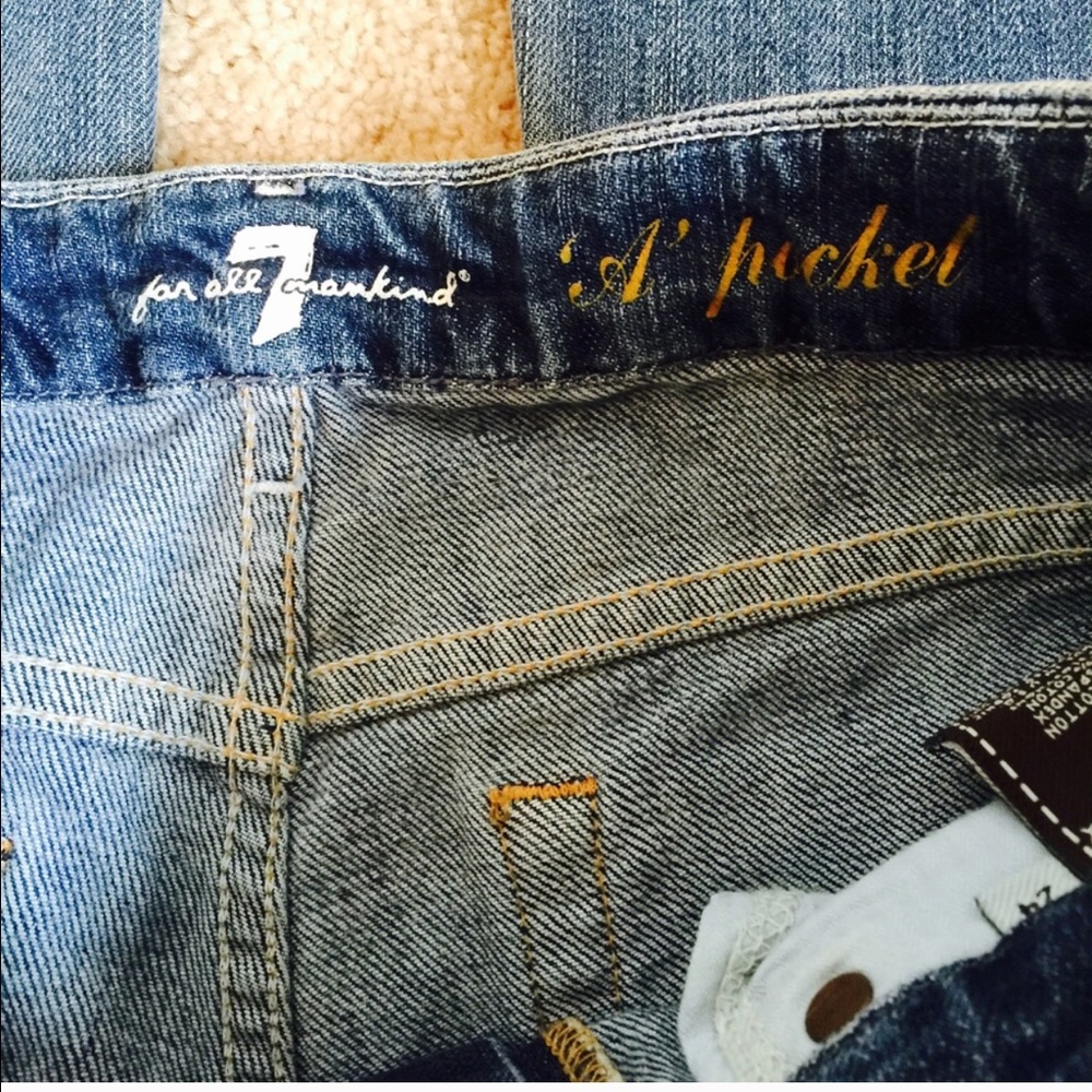 💥SALE💥7 For All Mankind Premium Denim MSRP $198 - Picture 5 of 5