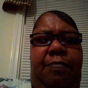 Meet your Posher, Gloria