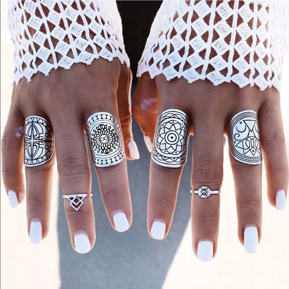 Jewelry - Silver ring